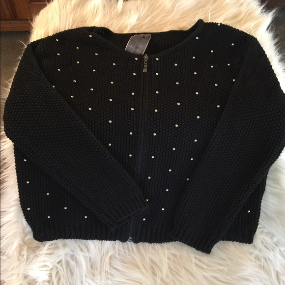 Sweater - Picture 1 of 3